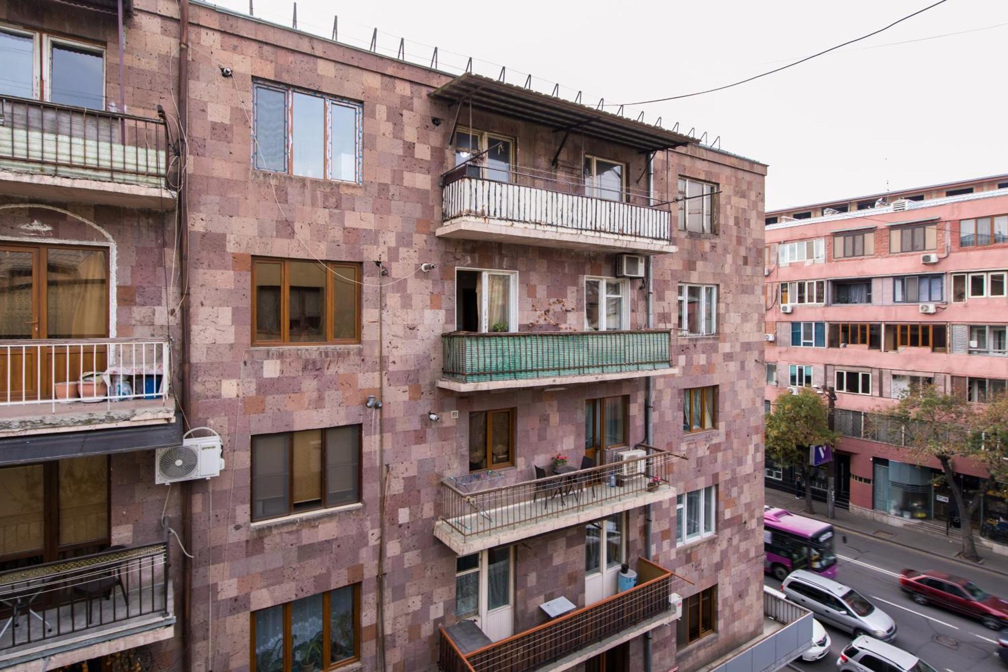 Residence Nalbandyan 96 Yerevan Exterior photo
